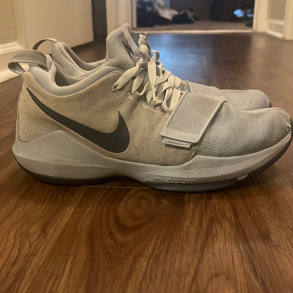 Paul George 1s - Nike Size 11 - Great Condition